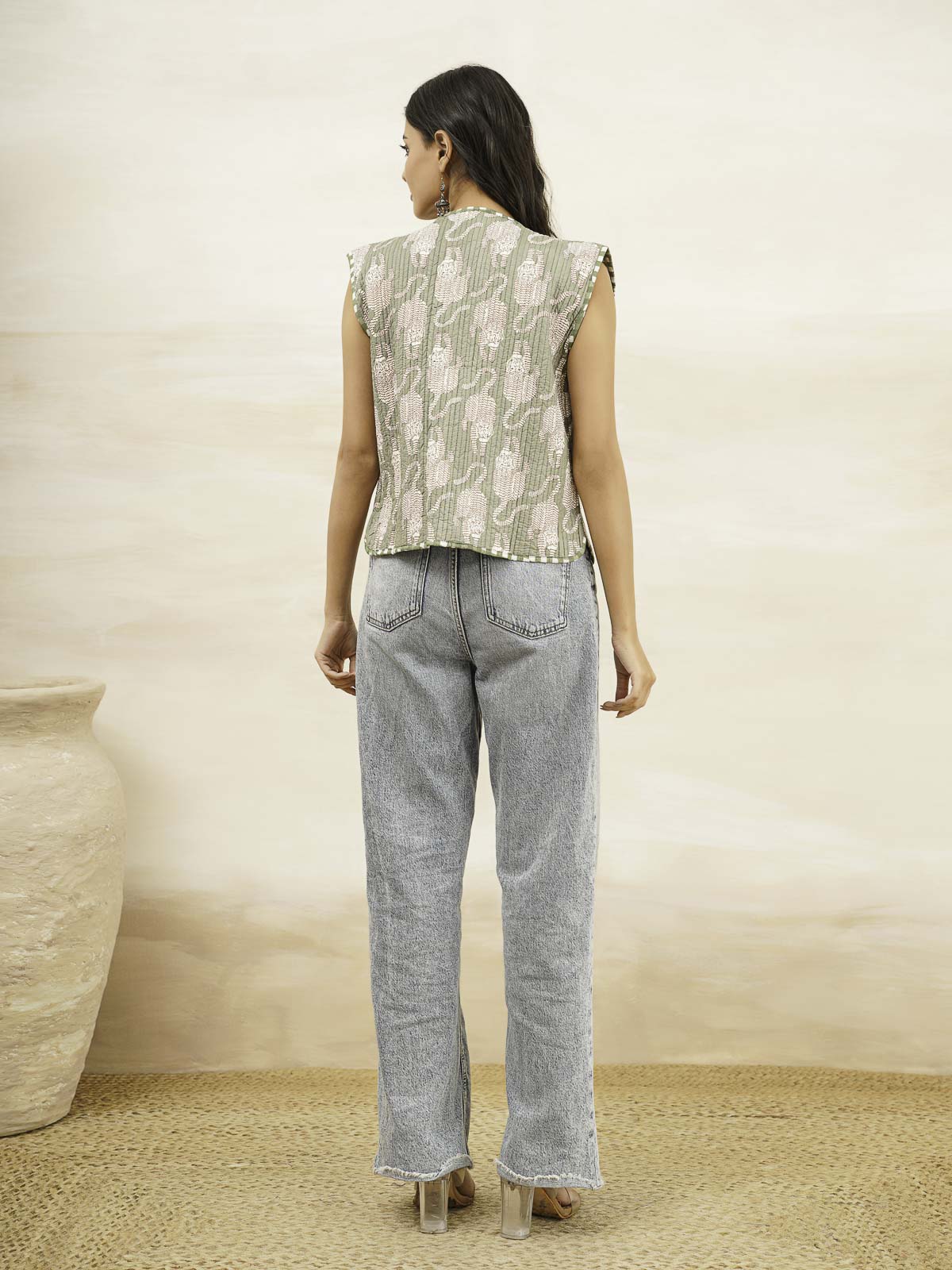 Cotton Printed Crop Sleeveless Quilted Jacket Green