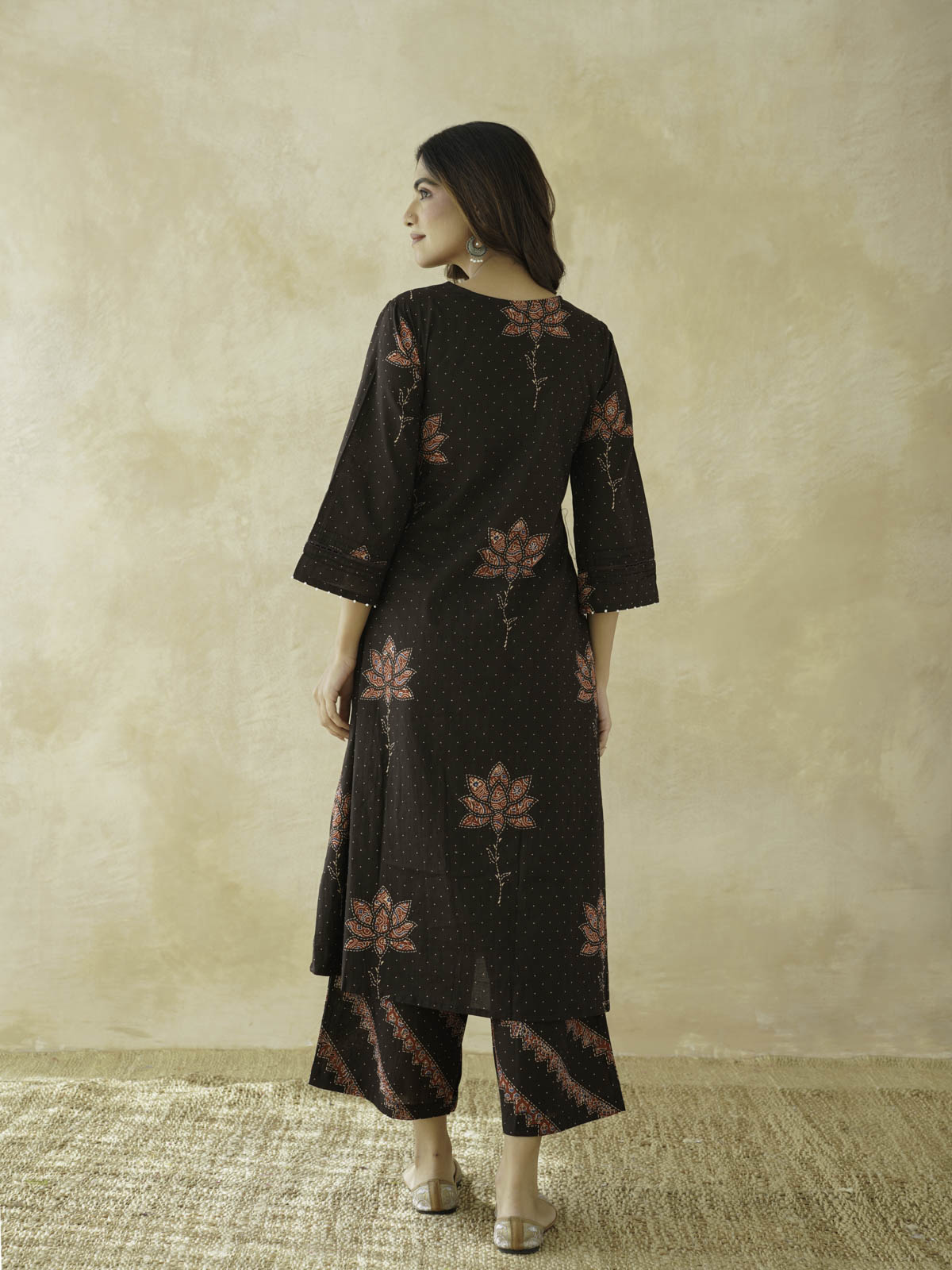 Cotton Printed Aline Geet Kurta Set For Women Black Lotus