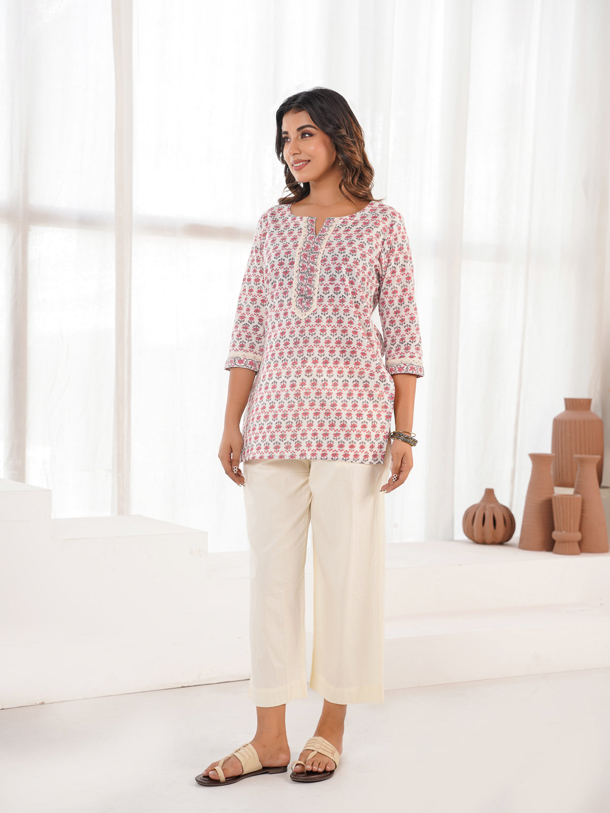 Block-Printed Cotton Zoya Kurti White Booty