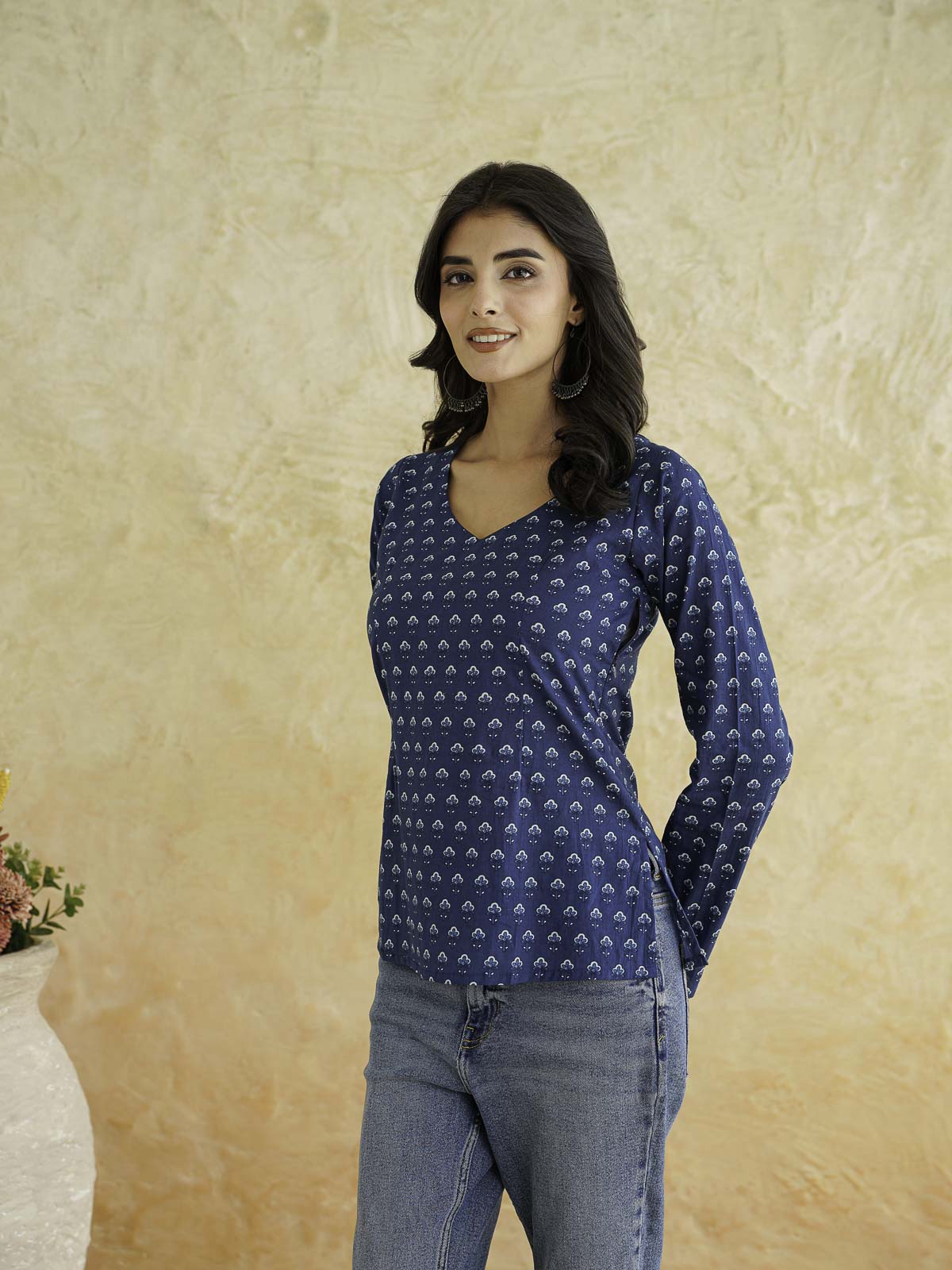 Full Sleeve Cotton Printed Classic Vee Top Indigo Booty