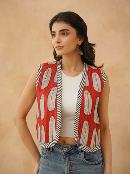 Cotton Printed Crop Sleeveless Quilted Jacket Red