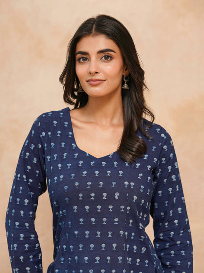 Full Sleeve Cotton Printed Classic Vee Top Blue Booty