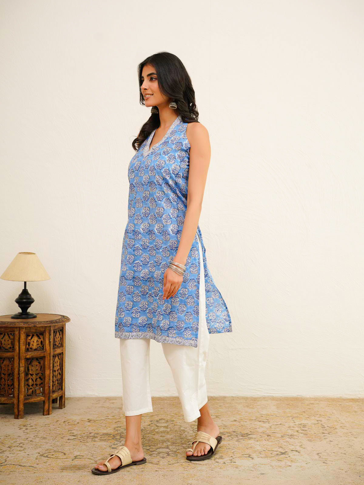 Sleeveless Cotton Halter Neck Kurti Blue Booty
