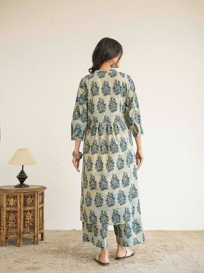 Women Ethnic Motifs Printed Cotton Pleat Set Indigo Boota