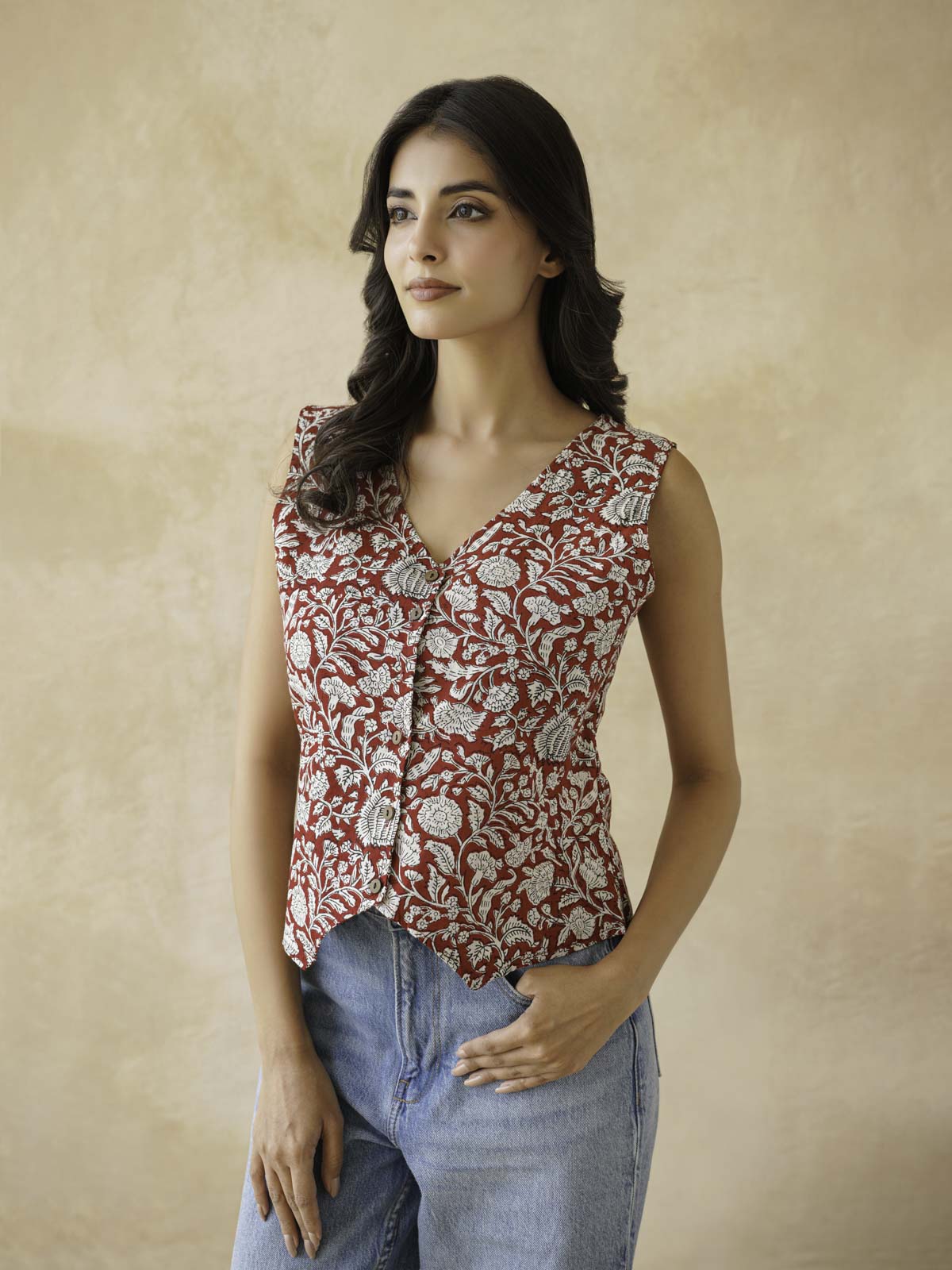 Sleeveless Cotton Block Printed Kothi Top Red Jaal