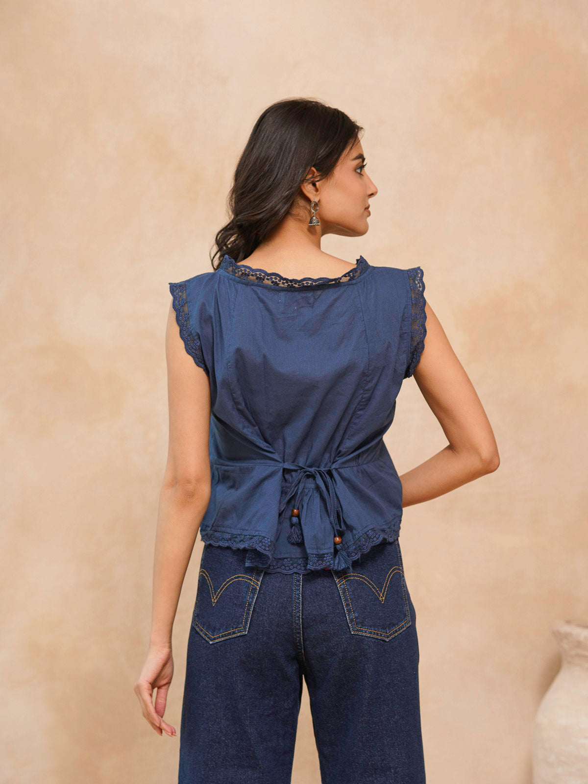 Sleeveless Cotton Printed Daisy Lace Top Blue