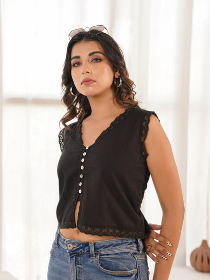 Sleeveless Cotton Printed Daisy Lace Top Black