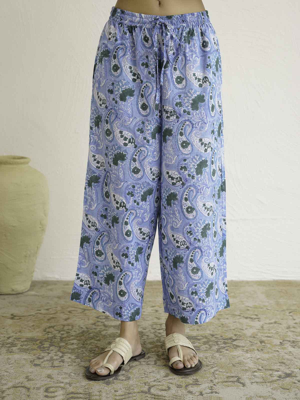 Women Ethnic Motifs Printed Cotton Pleat Set Sky Blue