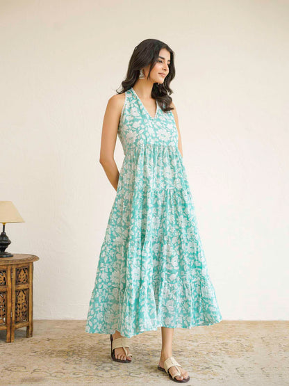 Tiered Halter Neck Dress Light Green