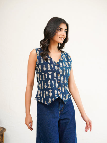 Sleeveless Cotton Block Printed Kothi Top Fish
