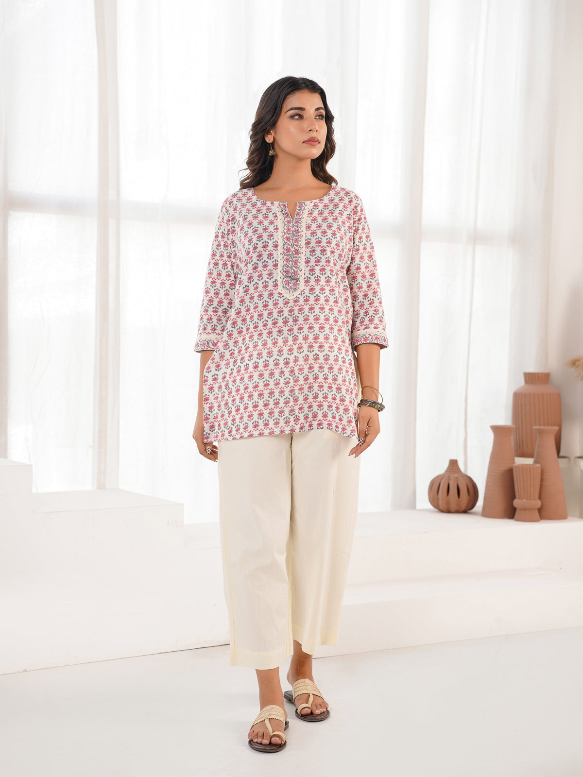Block-Printed Cotton Zoya Kurti White Booty