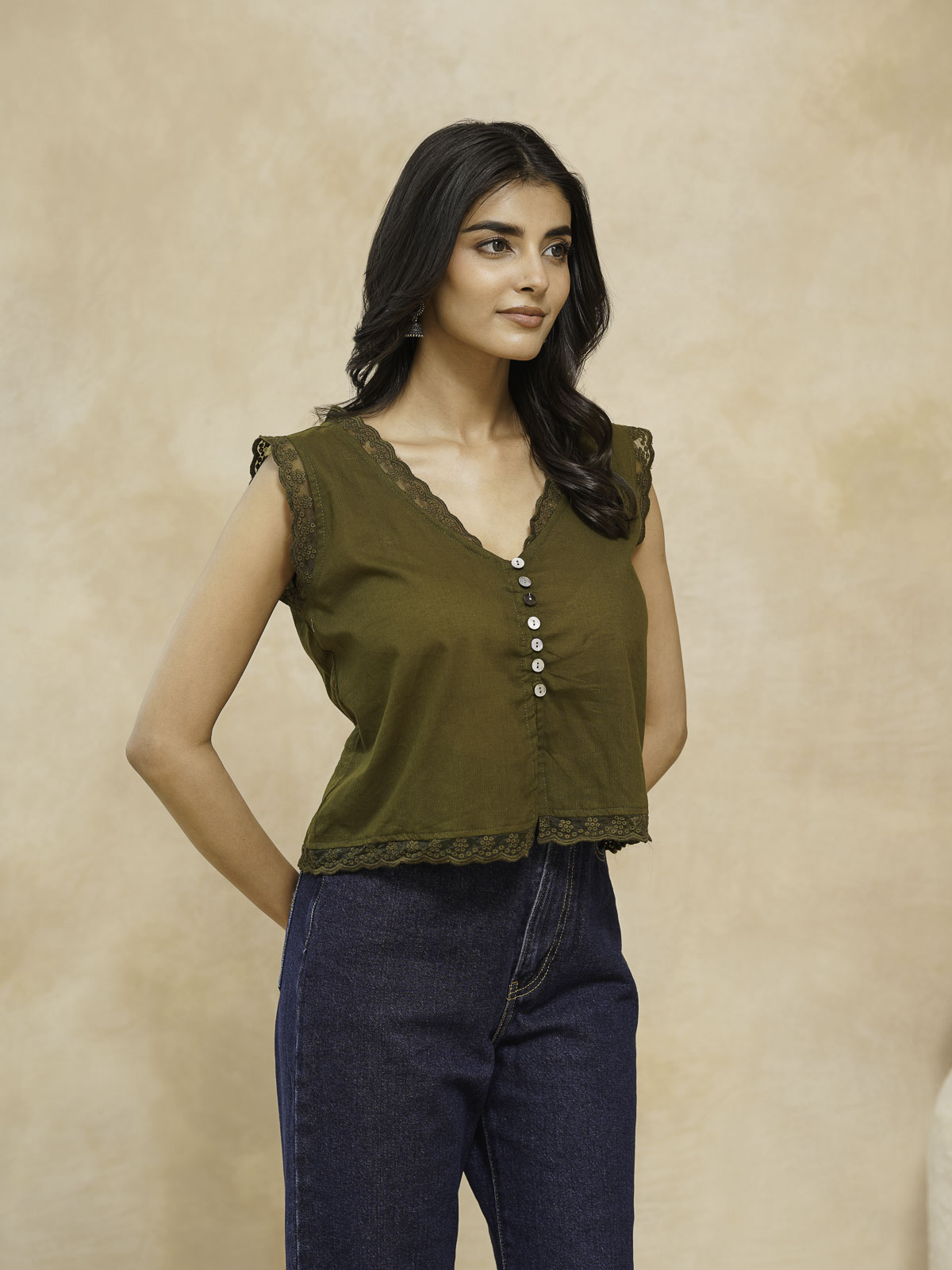 Sleeveless Cotton Printed Daisy Lace Top Green