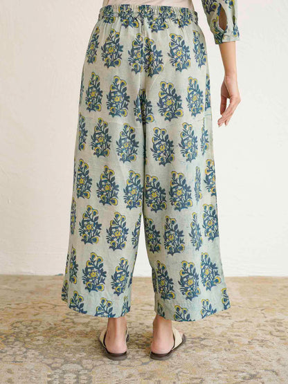 Women Ethnic Motifs Printed Cotton Pleat Set Indigo Boota