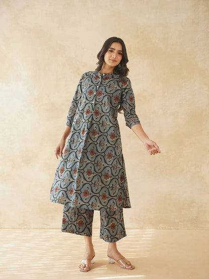 Women Ethnic Motifs Printed Cotton Pleat Set Grey