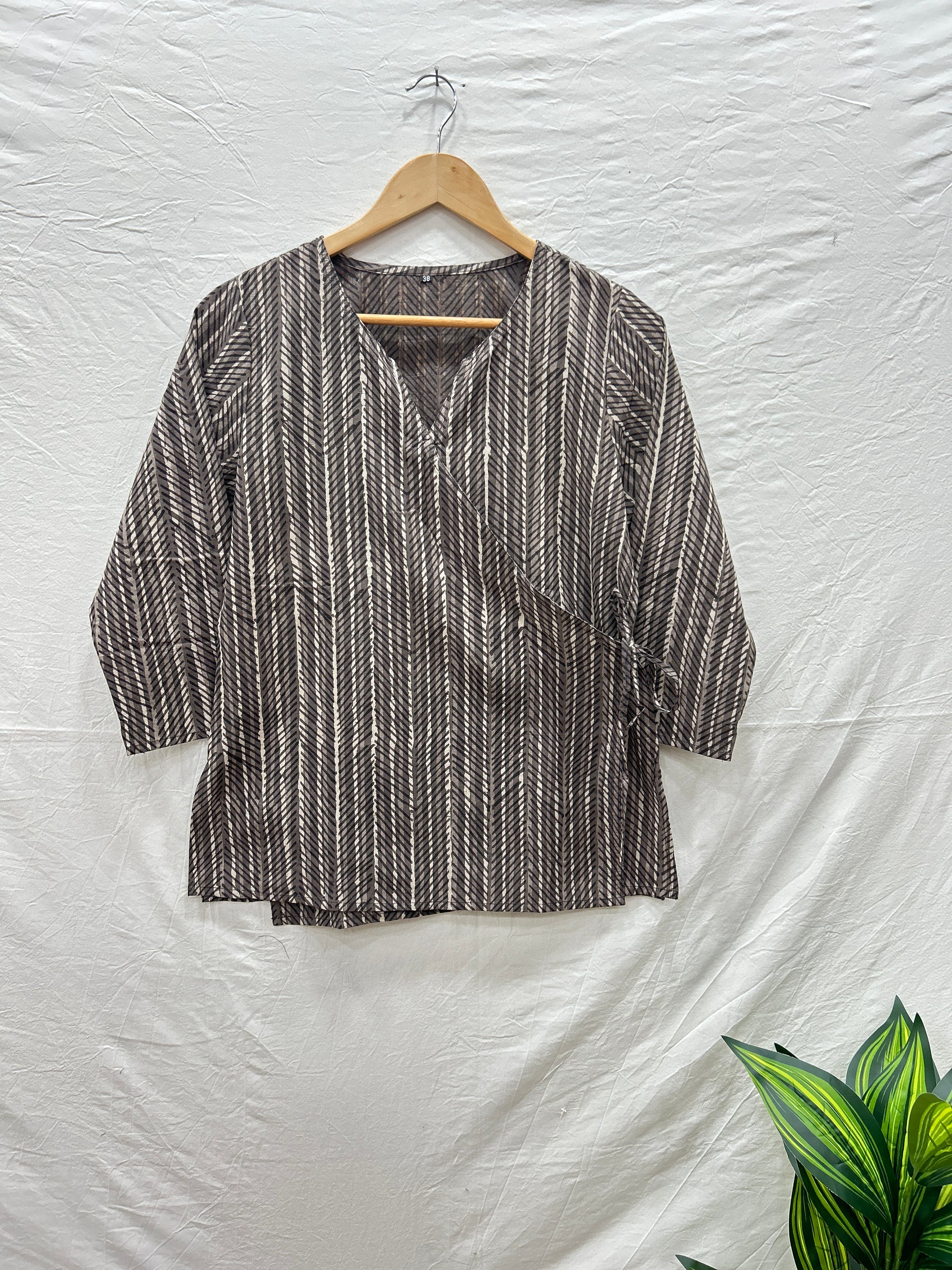 Wrap Top Grey - Goodhand