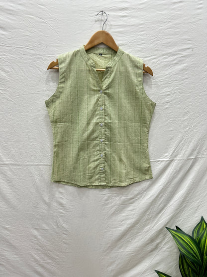 Sleevless top with buttons green - Goodhand