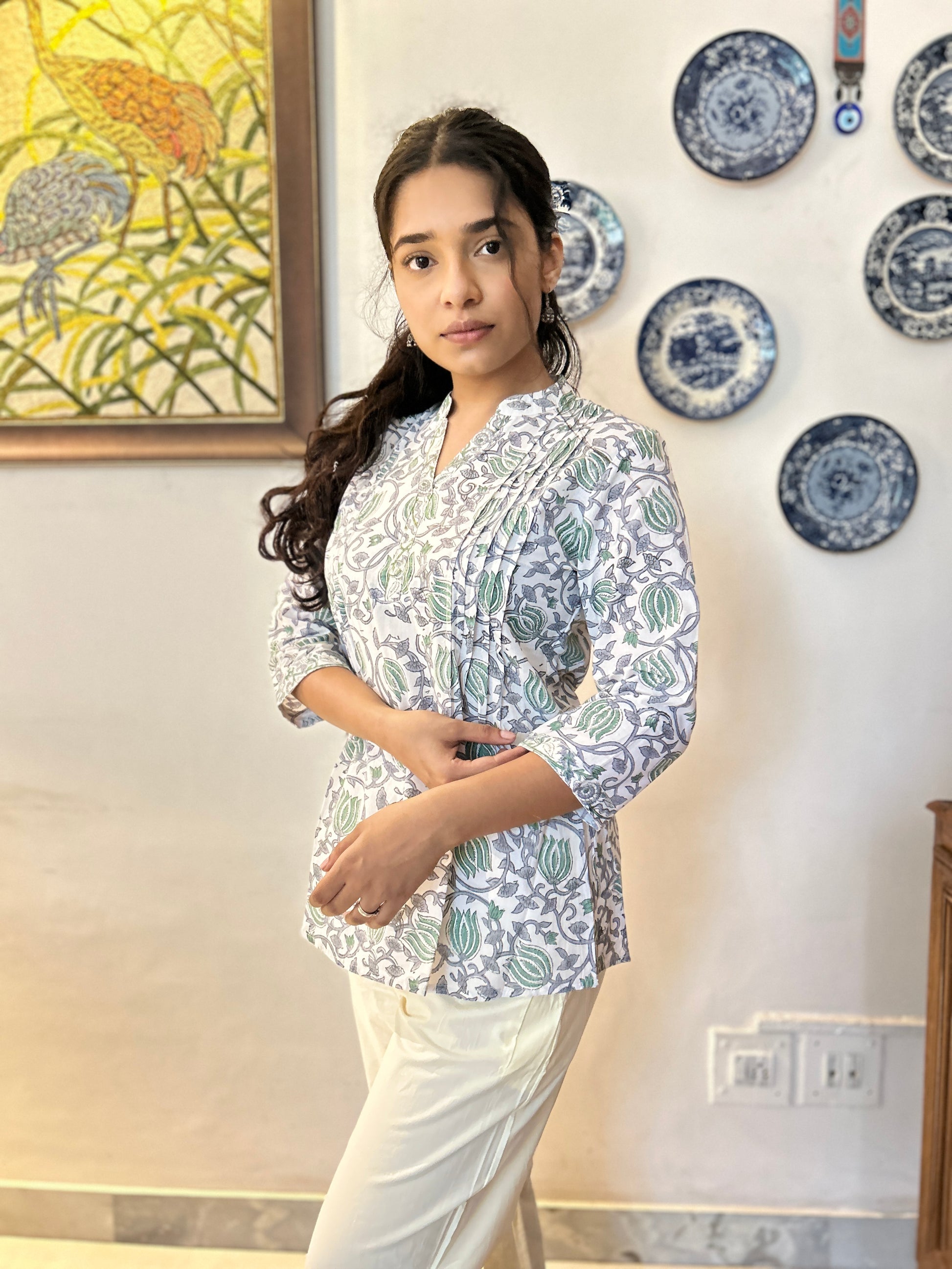 Jhilmil top white - Goodhand