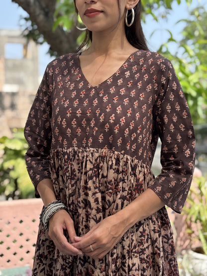 3/4 sleeves Knee-Length Kantha Dress Brown