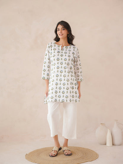 3/4th Sleeve Short Gauhar Kurti White