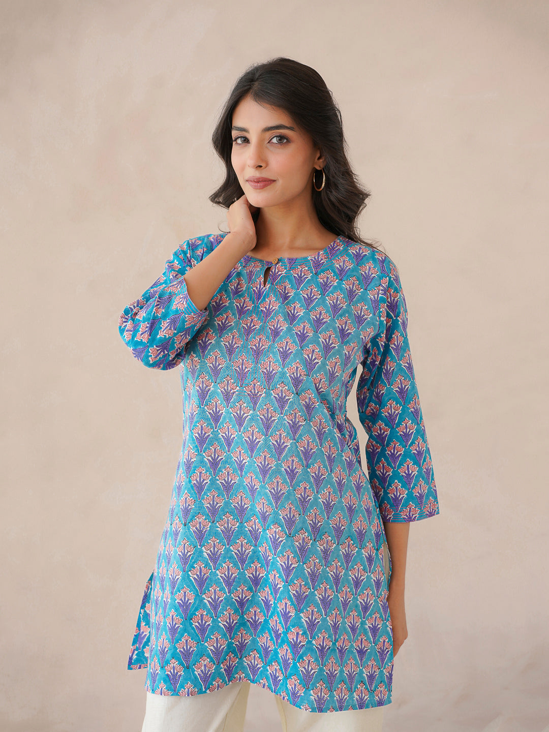 3/4th Sleeve Short Gauhar Kurti Light Blue