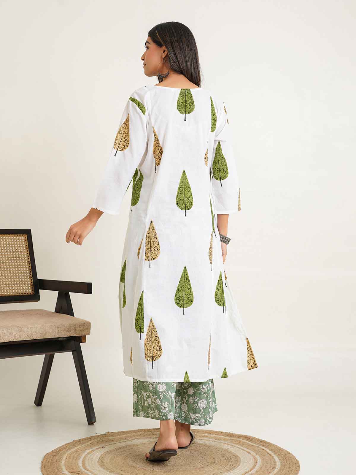 Block Printed A-Line Cotton Kurta Pant Chandni Set White Patti