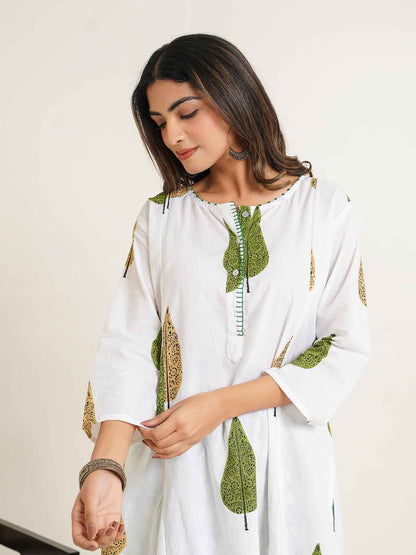 Block Printed A-Line Cotton Kurta Pant Chandni Set White Patti