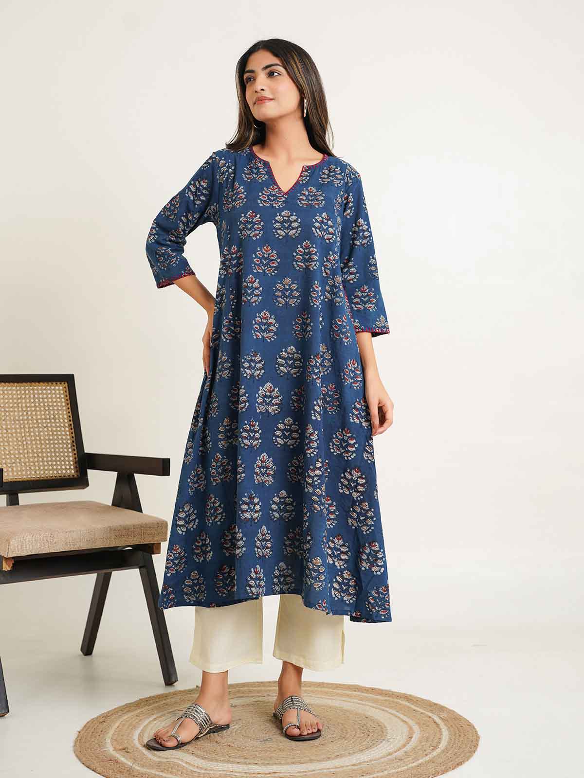 Cotton printed A-line Phiran kurta Indigo