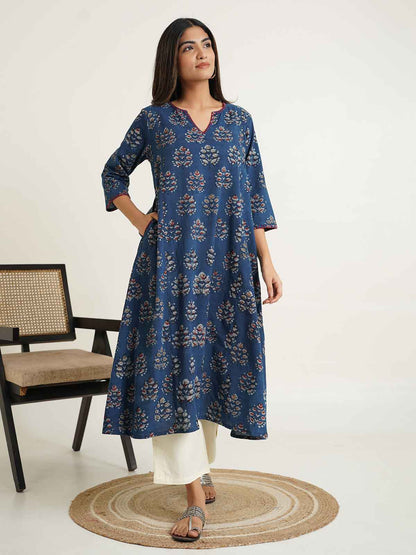 Cotton printed A-line Phiran kurta Indigo