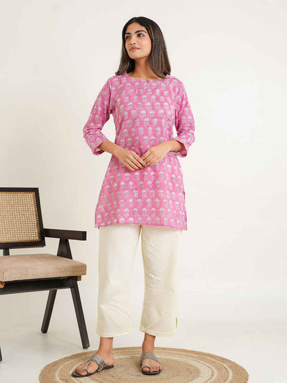 3/4th Sleeve Short Gauhar Kurti Pink