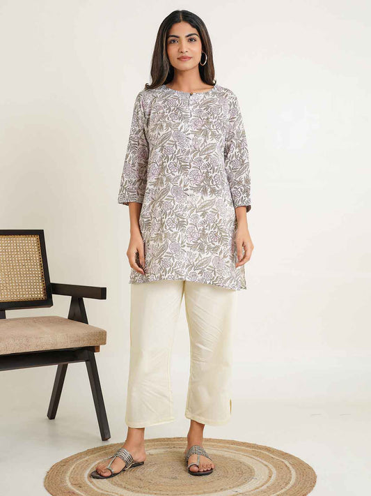 3/4th Sleeve Short Gauhar Kurti White