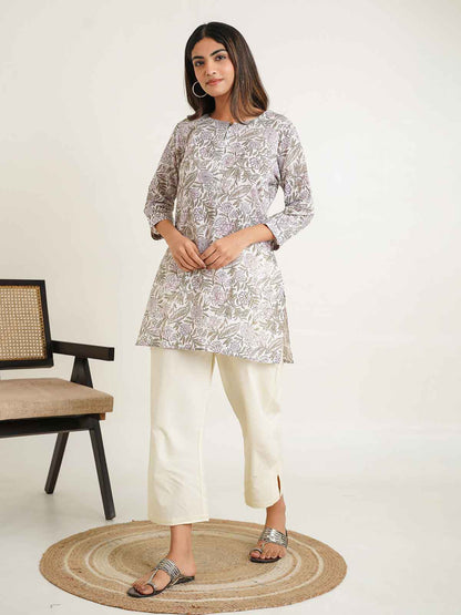 3/4th Sleeve Short Gauhar Kurti White