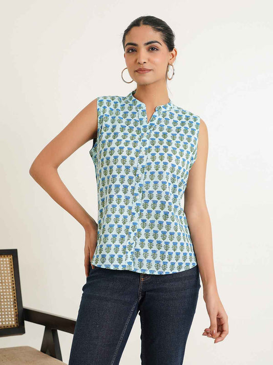 Sleeveless cotton Top With Buttons Light Blue