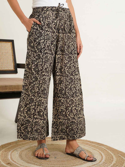Relaxed Cotton Pintucks Zubi Pant Brown