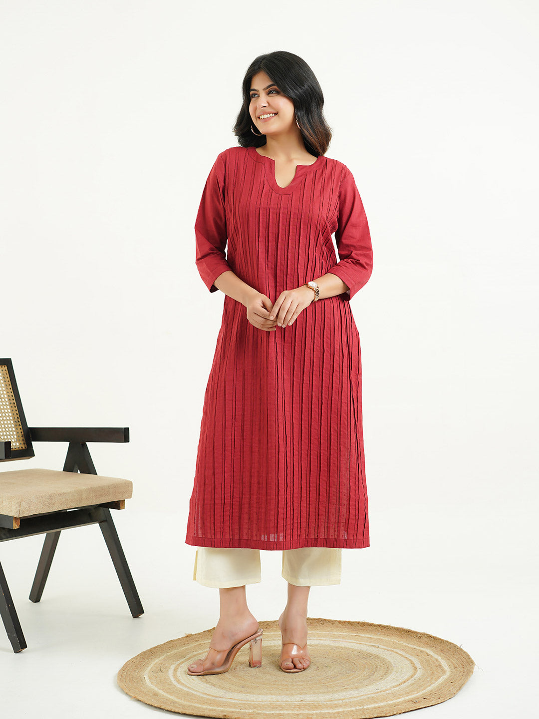 Solid Cotton Everyday Pintucks Kurta Red