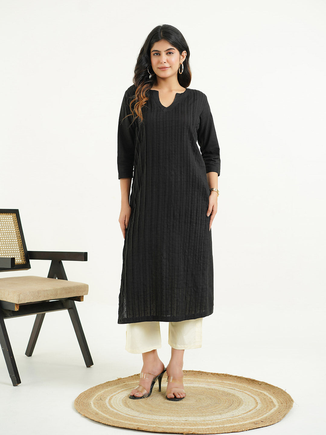 Solid Cotton Everyday Pintucks Kurta Black