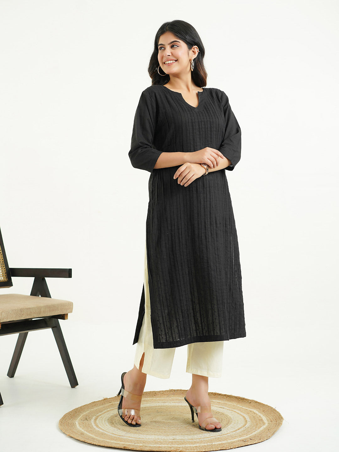 Solid Cotton Everyday Pintucks Kurta Black