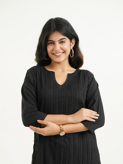 Solid Cotton Everyday Pintucks Kurta Black
