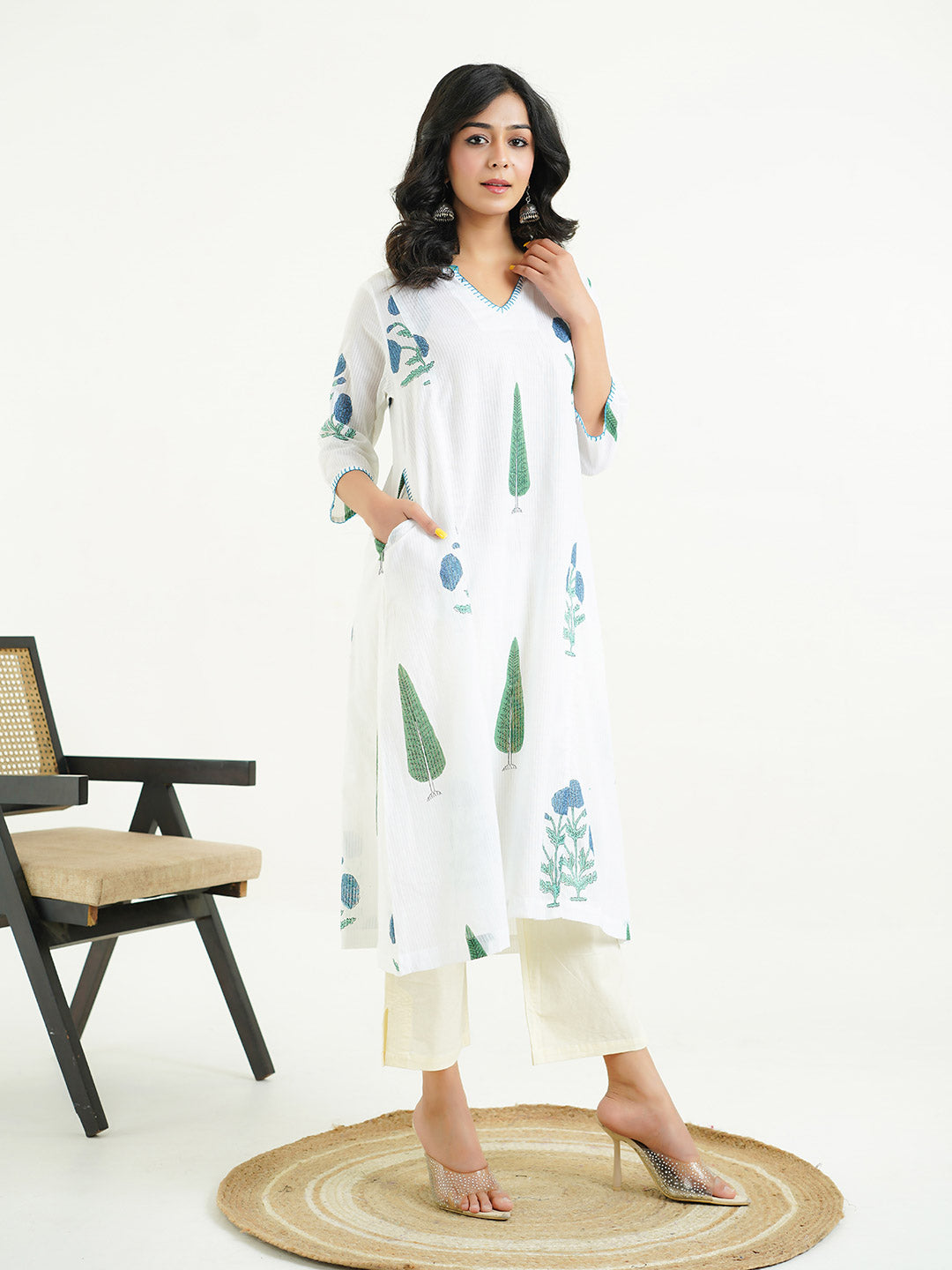 Cotton printed A-line Phiran kurta Blue-White