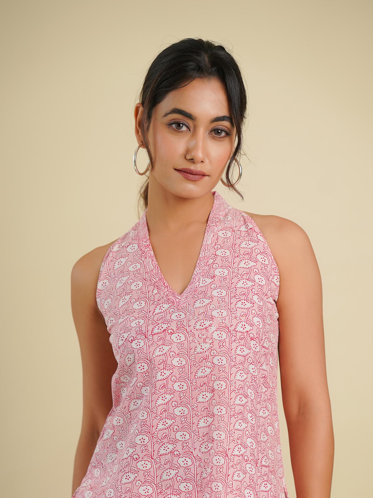 Naaz Halter Kurti Pink - Goodhand