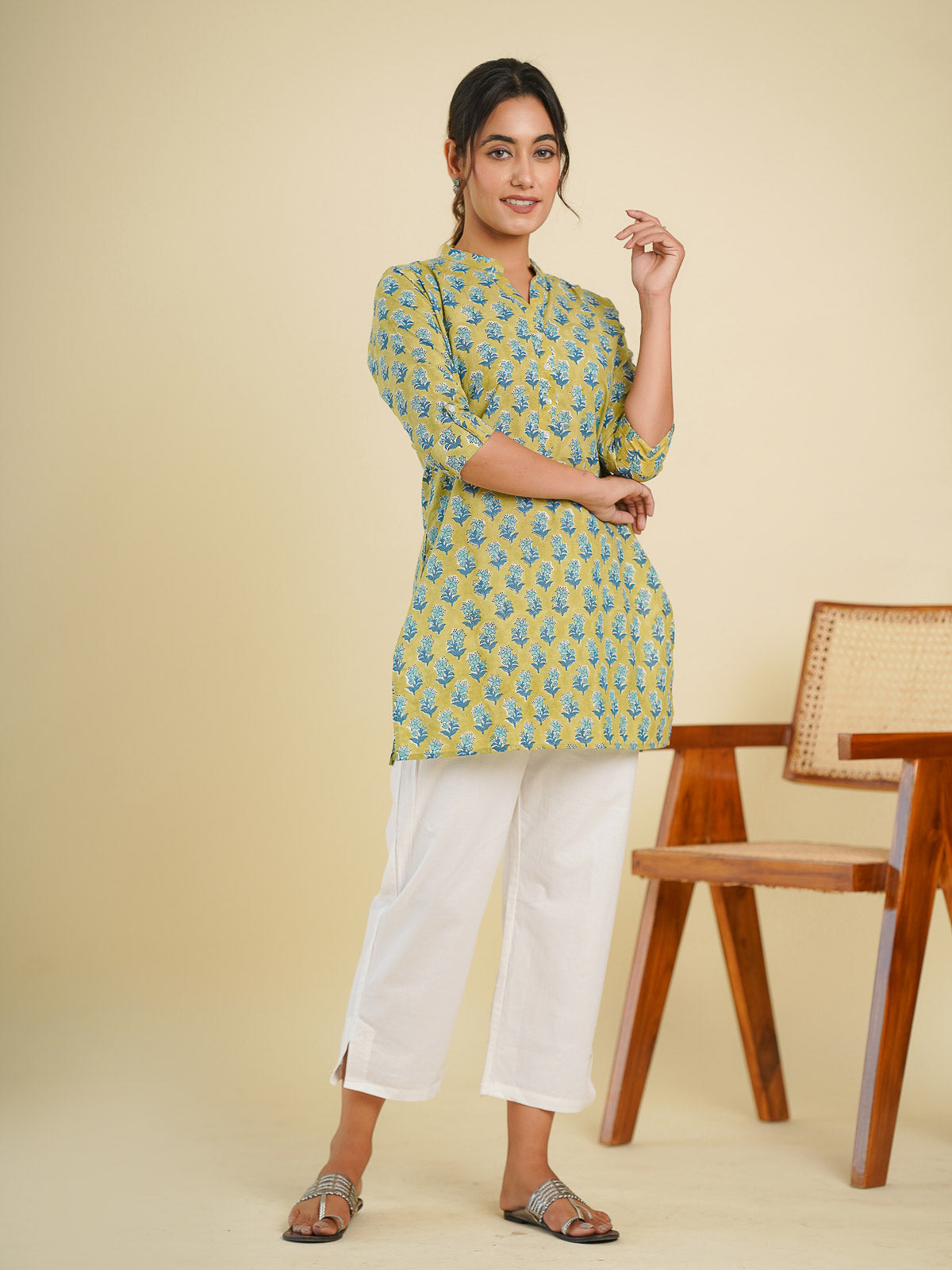 Short kurti Light Green - Goodhand