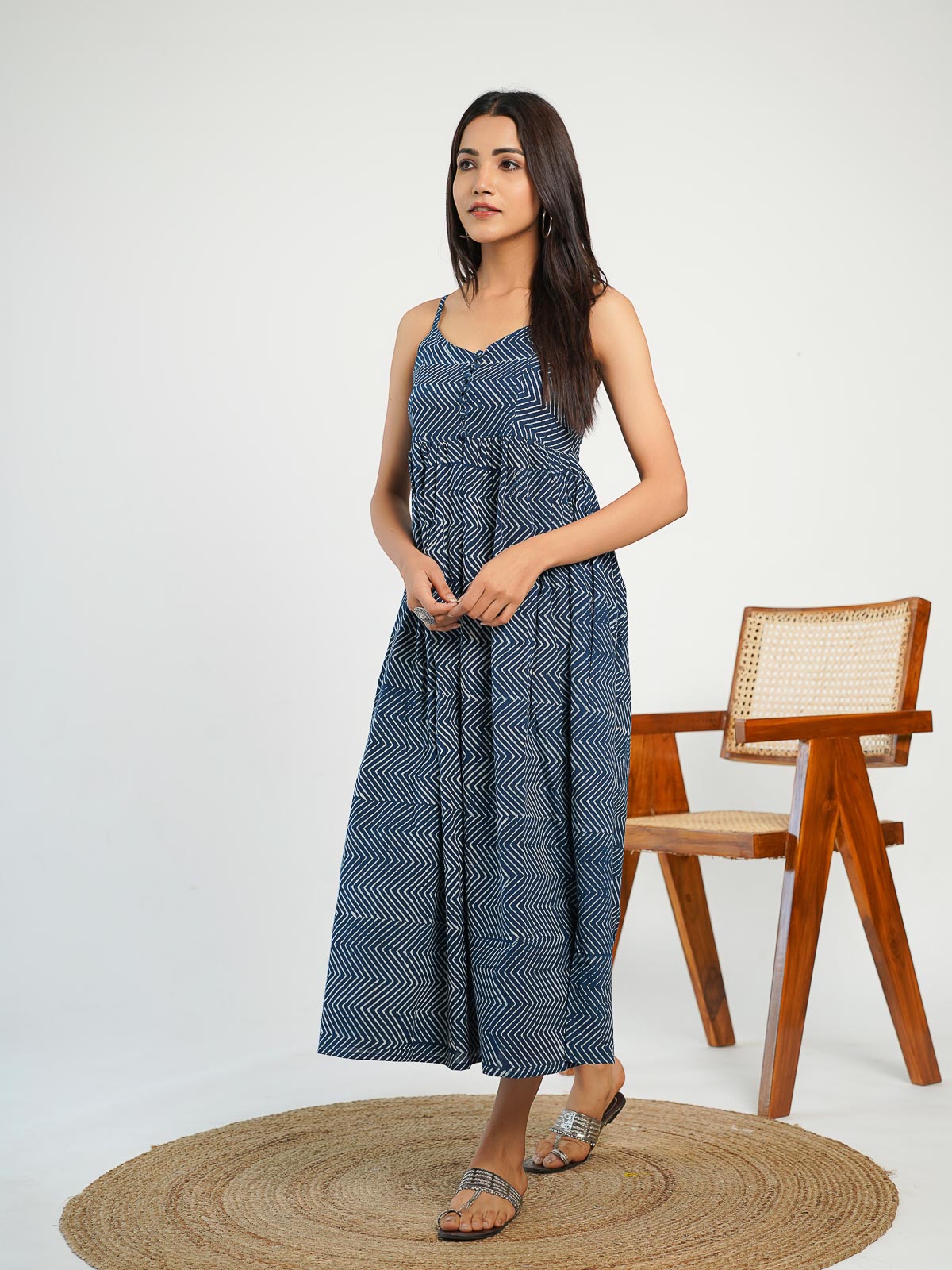 Strappy Dress indigo - Goodhand